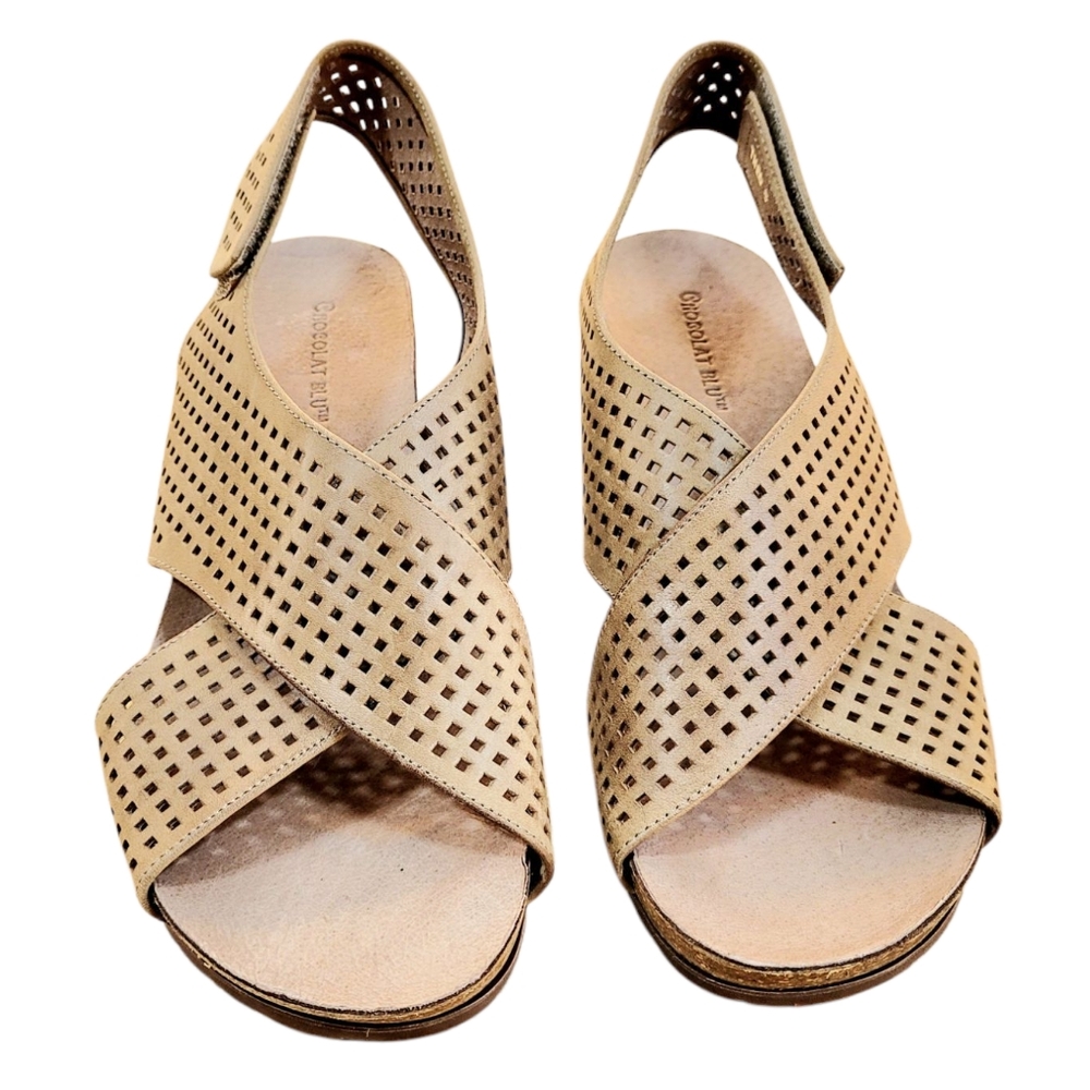 CHOCOLAT BLU Theo Perforated Leather & Suede Low Wedge Sandals Khaki Tan Size 8